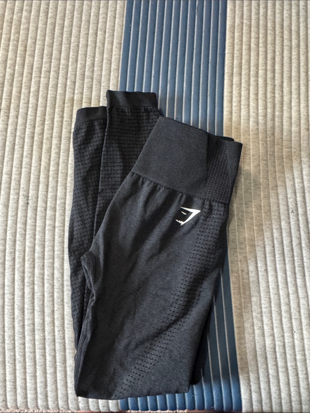 Gymshark black adapt leggings S